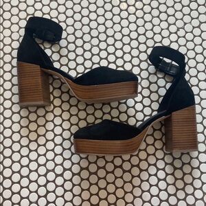 Cushionaire tanner stacked wooden heel Mary Jane’s